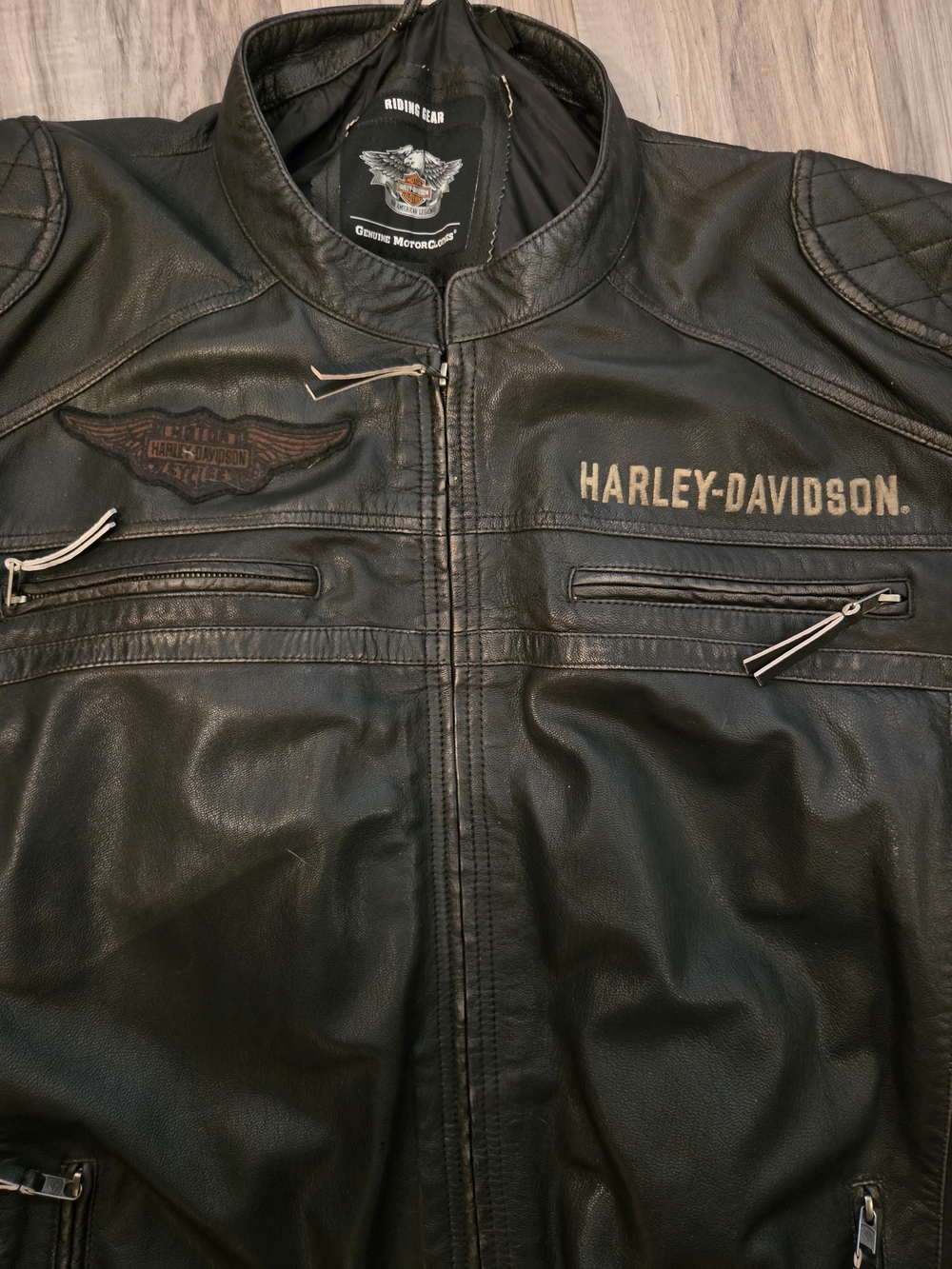 Harley-Davidson Black Leather Riding Jacket - Classic Men's Biker Coat